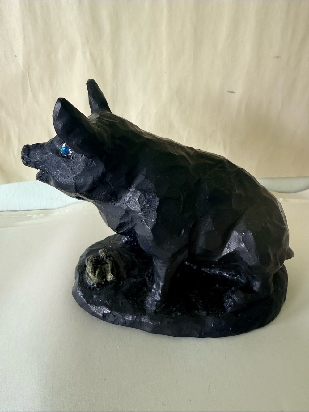 Signed 1983 Sculpted Figurine by James D - Picture 4 of 12